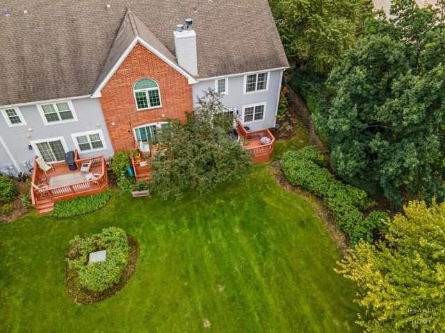 1024 N Earls Court, Palatine, IL 60067