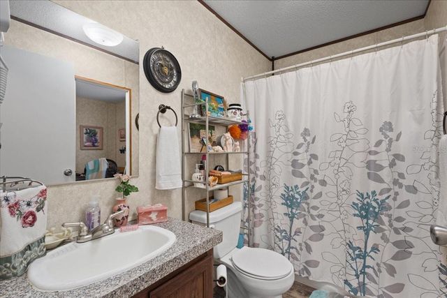 5829 NW 11TH AVENUE, Bell, FL 32619