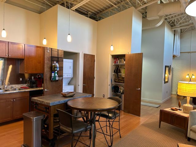 1503 Central Avenue NW 108D, Albuquerque, NM 87104