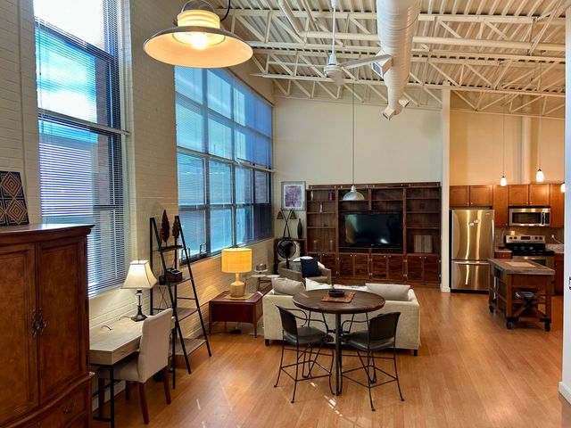 1503 Central Avenue NW 108D, Albuquerque, NM 87104