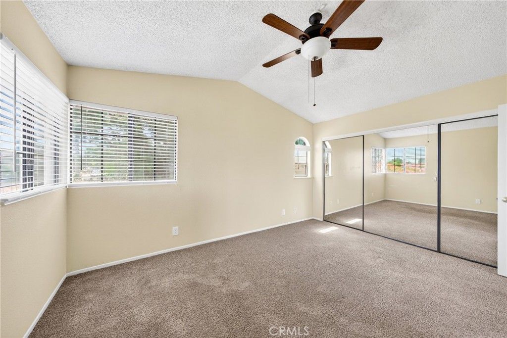 Image 11 of property listing at 1617 La Palma, Palmdale, CA 93550