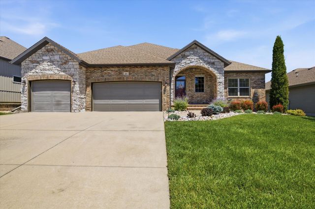 597 E Selby Drive, Nixa, MO 65714