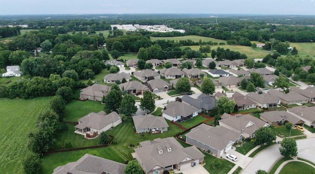 597 E Selby Drive, Nixa, MO 65714