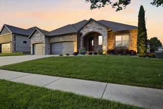 597 E Selby Drive, Nixa, MO 65714