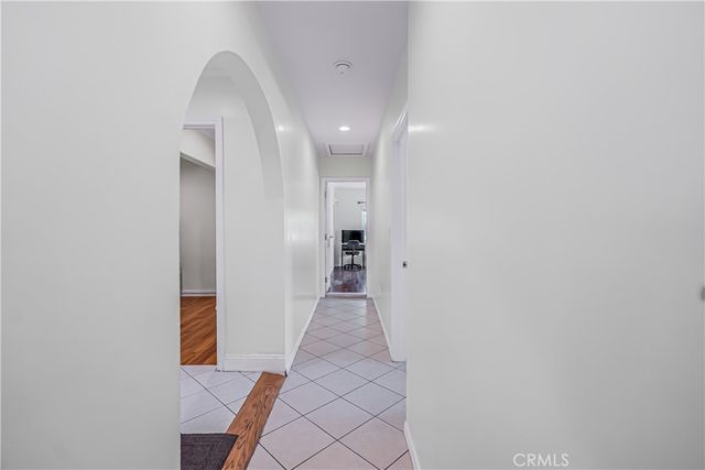 14305 Kittridge Street, Van Nuys, CA 91405