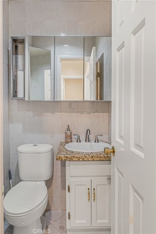14305 Kittridge Street, Van Nuys, CA 91405