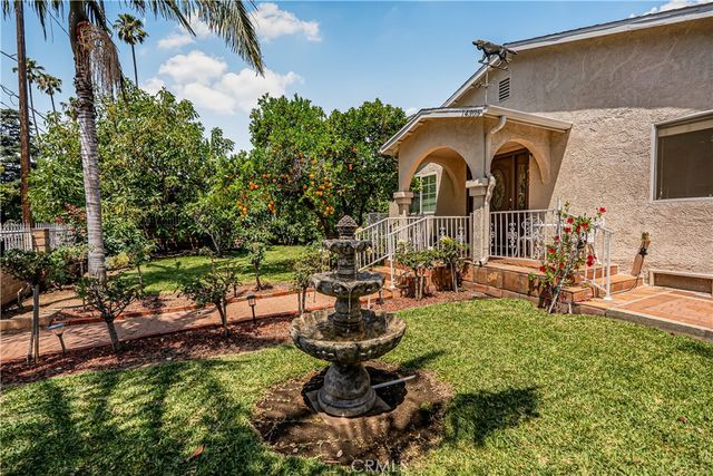 14305 Kittridge Street, Van Nuys, CA 91405