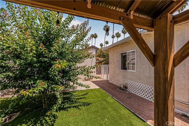 14305 Kittridge Street, Van Nuys, CA 91405