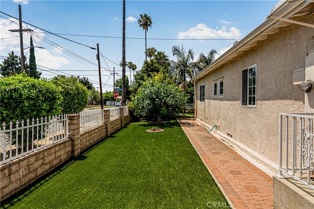 14305 Kittridge Street, Van Nuys, CA 91405