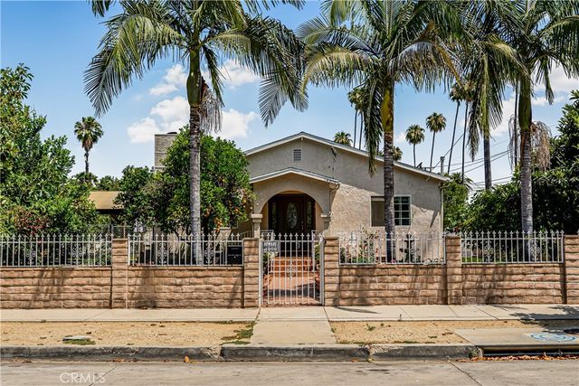 14305 Kittridge Street, Van Nuys, CA 91405