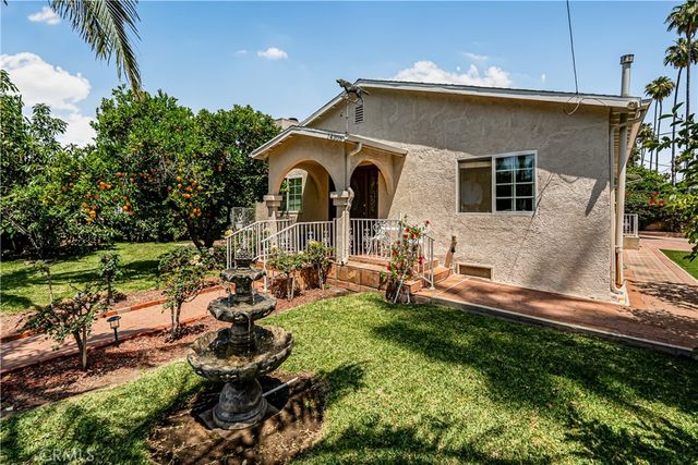 14305 Kittridge Street, Van Nuys, CA 91405