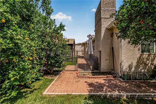 14305 Kittridge Street, Van Nuys, CA 91405