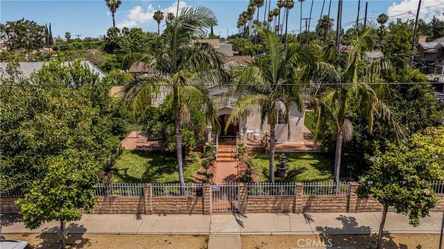 14305 Kittridge Street, Van Nuys, CA 91405