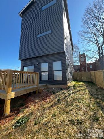 211 S Webb Street, Gastonia, NC 28052