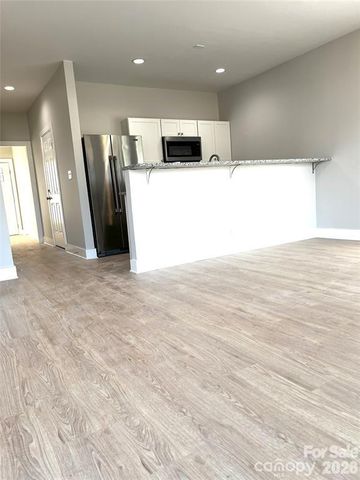 211 S Webb Street, Gastonia, NC 28052