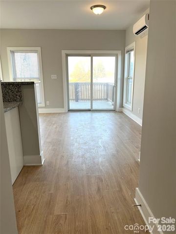 211 S Webb Street, Gastonia, NC 28052