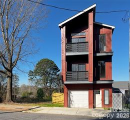 211 S Webb Street, Gastonia, NC 28052