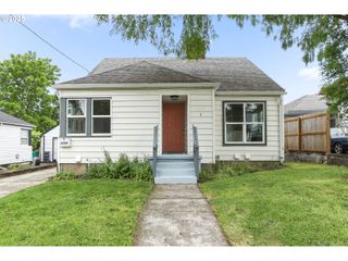 6824 N Commercial Ave, Portland, OR 97202