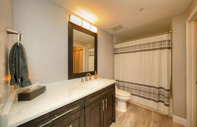 630 S Sapodilla Avenue 431, West Palm Beach, FL 33401