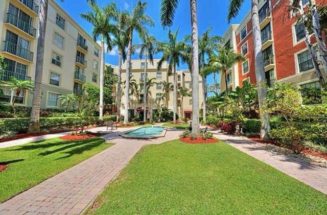 630 S Sapodilla Avenue 431, West Palm Beach, FL 33401
