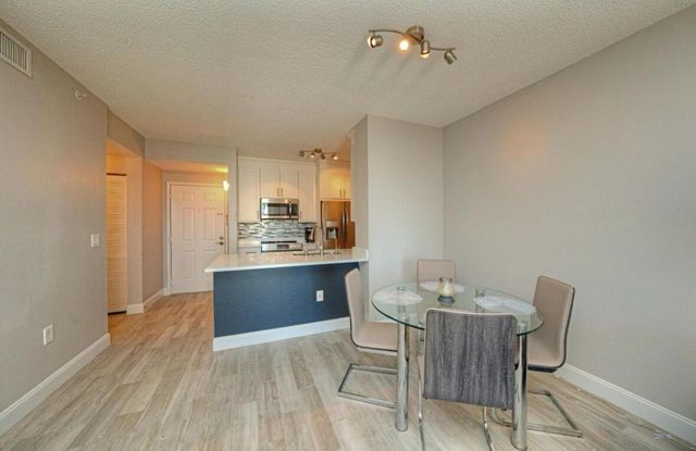 630 S Sapodilla Avenue 431, West Palm Beach, FL 33401