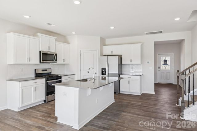 3965 Ashton Drive NW, Conover, NC 28613