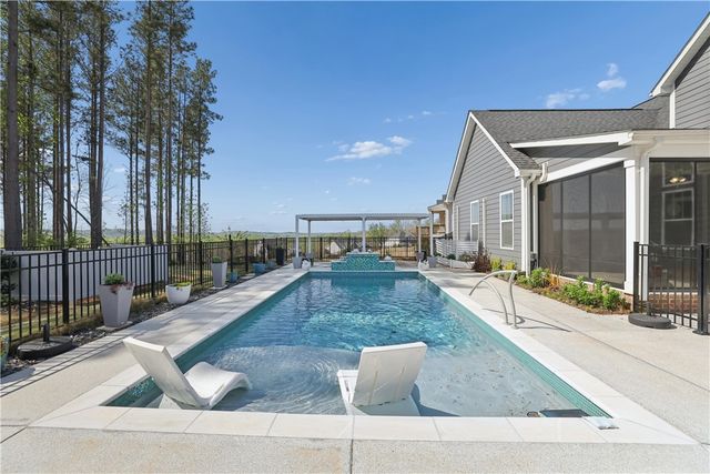 135 Ridgeline Row, Central, SC 29630