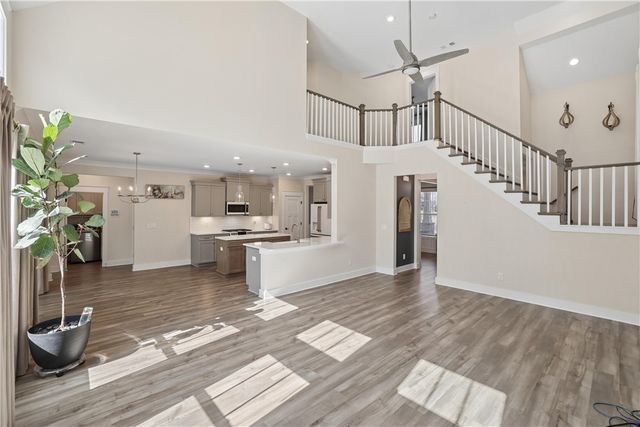 135 Ridgeline Row, Central, SC 29630