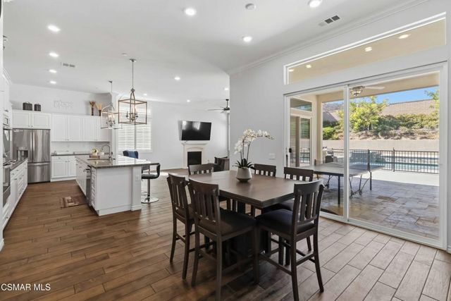 585 Comet Avenue, Simi Valley, CA 93065