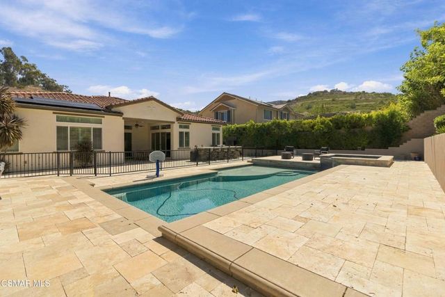 585 Comet Avenue, Simi Valley, CA 93065