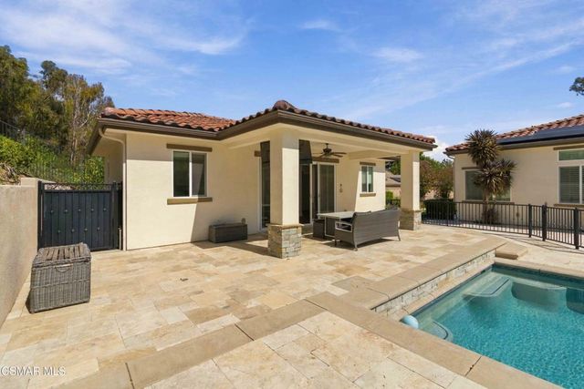 585 Comet Avenue, Simi Valley, CA 93065