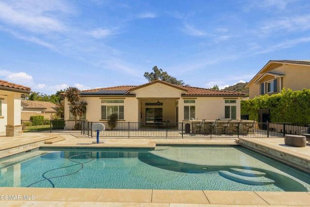 585 Comet Avenue, Simi Valley, CA 93065