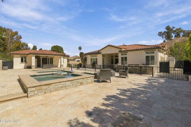 585 Comet Avenue, Simi Valley, CA 93065