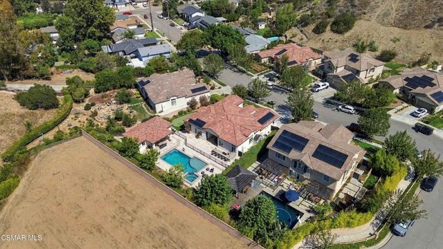 585 Comet Avenue, Simi Valley, CA 93065