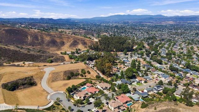 585 Comet Avenue, Simi Valley, CA 93065