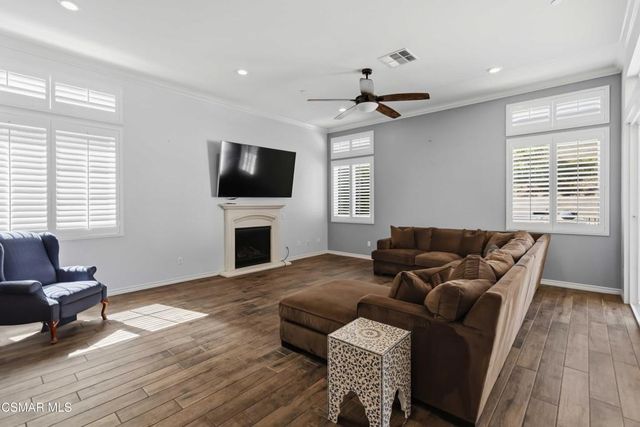 585 Comet Avenue, Simi Valley, CA 93065