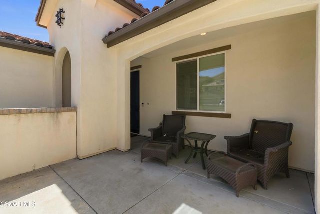 585 Comet Avenue, Simi Valley, CA 93065