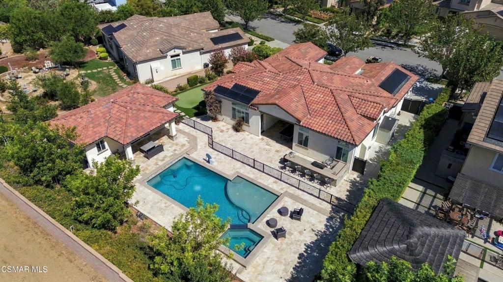 585 Comet Avenue, Simi Valley, CA 93065 — photo 2