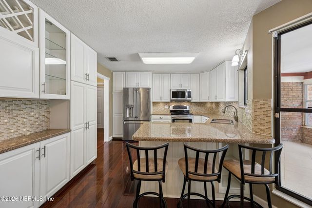 2834 CIRCLE RIDGE Drive, Orange Park, FL 32065
