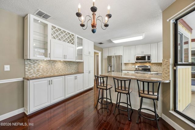 2834 CIRCLE RIDGE Drive, Orange Park, FL 32065