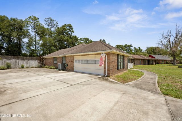 2834 CIRCLE RIDGE Drive, Orange Park, FL 32065