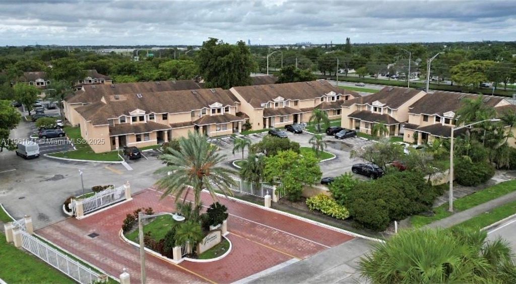 2198 SW 80th Ter 2198, Miramar, FL 33025