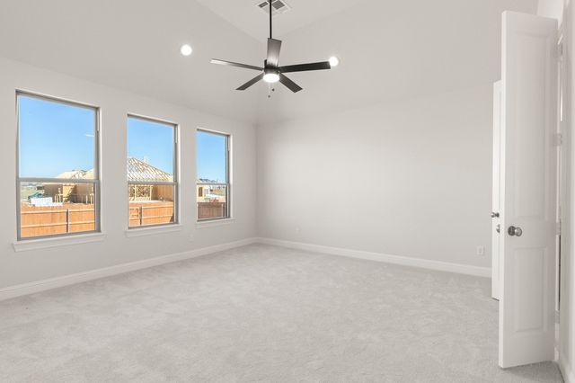 1320 Red Rock, Hewitt, TX 76643