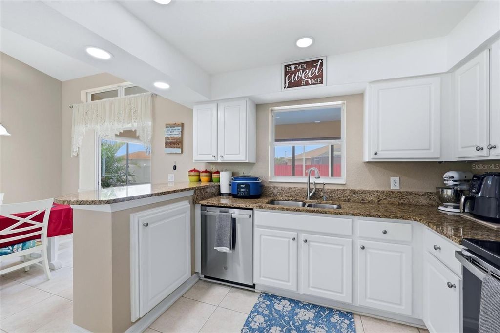 Image 14 of property listing at 4704 DABNEY STREET, North Port, FL 34288