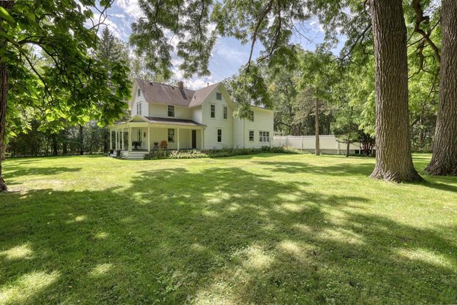 2831 HIGHWAY 83, Hartland, WI 53029