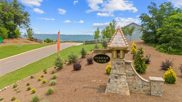 8392 Harbour Chase Loop, Ooltewah, TN 37363