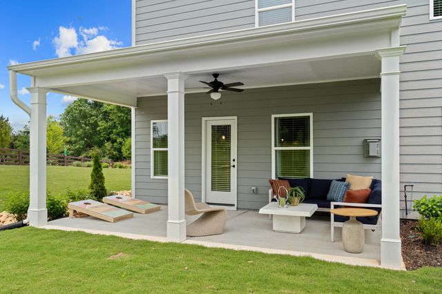 8392 Harbour Chase Loop, Ooltewah, TN 37363