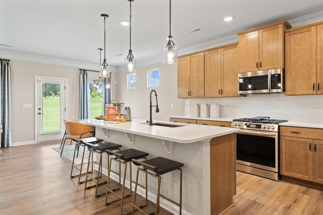8392 Harbour Chase Loop, Ooltewah, TN 37363