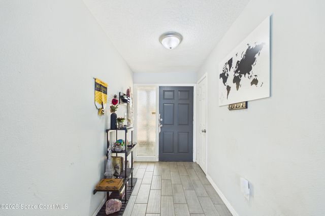 1300 Lester Court, Merritt Island, FL 32952