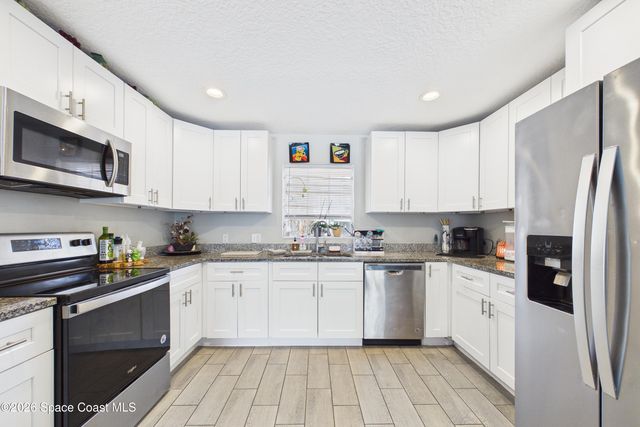 1300 Lester Court, Merritt Island, FL 32952